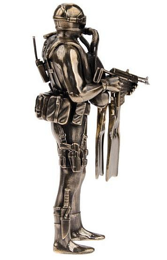 Бронзовая статуэтка "Водолаз" купить с доставкой Бронзовая статуэтка "Водолаз"
